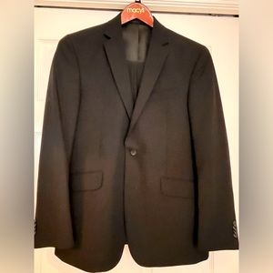 Kenneth Cole Reaction Slim Fit Suit - Like New!